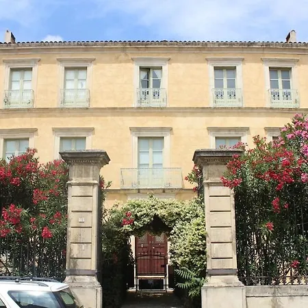2 Bedroom With Shared Pool In Lovely Market Town Of In Wine Region * Olonzac